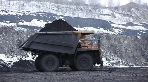 Cargo dumper go with coal Stock-Footage 47368158