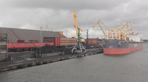 Cargo ship and pier Stock Footage 53318928