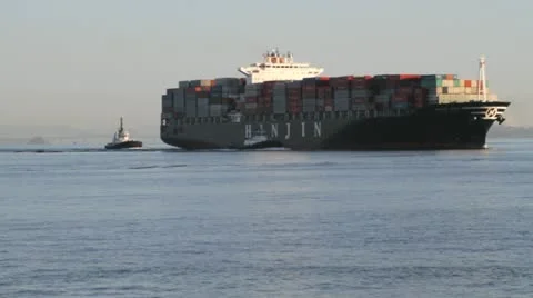 Cargo Ship on Bay Видео 12033935