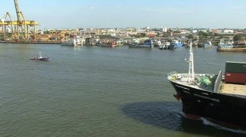 Cargo ship on the Chao Phraya River Stock-Footage 690799