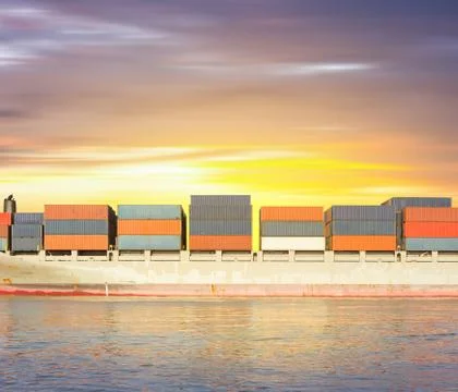 Cargo ship container 库存照片