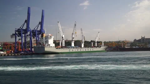 Cargo Ship in Istanbul Harbour Stock-Footage 63879617