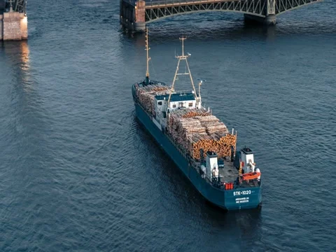 Cargo ship passes by the Trinity bridge Stock Footage 80205035
