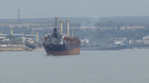 Cargo ship in port Stock Footage 29914641