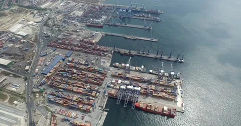 Cargo shipping in seaport 動画素材 56541604