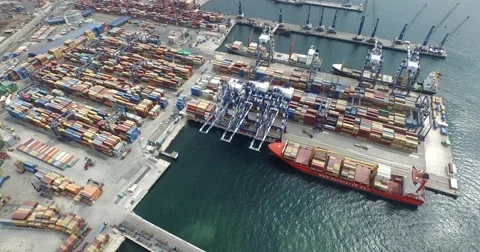 Cargo shipping in seaport 動画素材 56548039