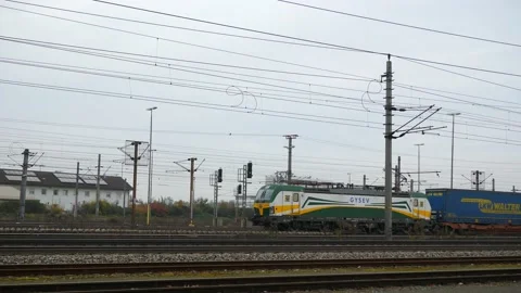 Cargo train in Wels 스톡 동영상 220093080