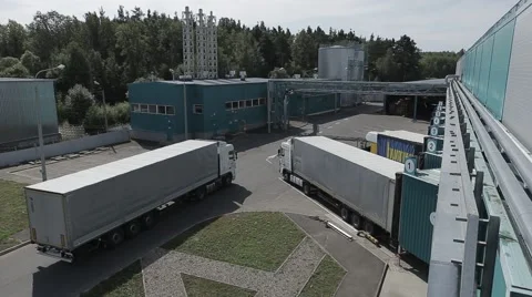 Cargo transport on the loading area Video stock 60789122