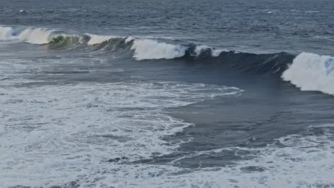 Caribbean Ocean Waves and White Surf on Tropical Coast Vídeo Stock 347635309