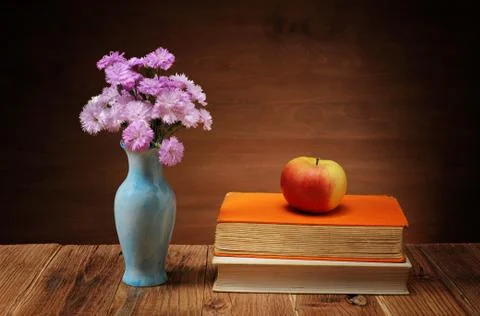 Carnation in the vase on the table Foto stock