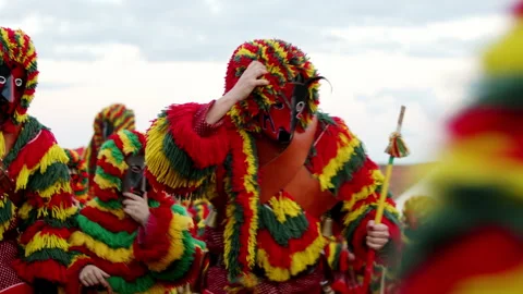 Carnival characters running around Stockbeeldmateriaal 268312559