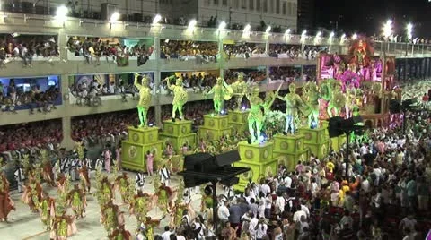 Carnival Dancers On A Float 스톡 동영상 19101811