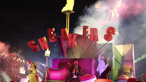 Carnival in Nice. Parade of light Stock Footage 146227854