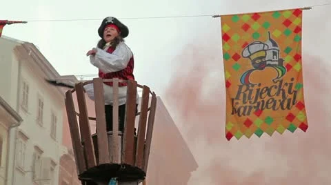 Carnival pirate dance below the flag Video stock 21325374