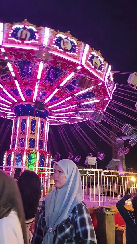 Carnival ride at night. Stock Footage 320977348