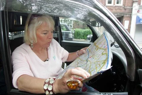 Carol Thatcher Doing The Knowledge With Black Cab Driver Courtney Connell. Stock Photos
