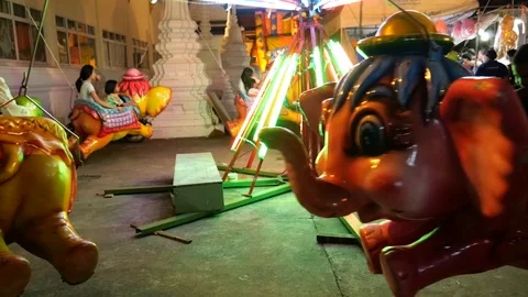 Carousel in amusement park Stock-Footage 120417630