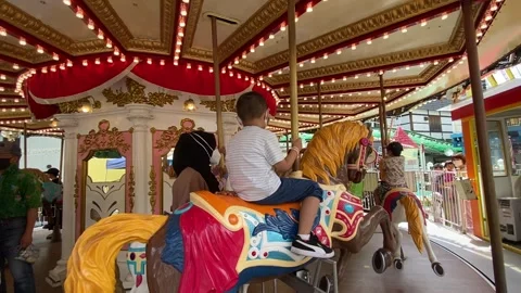 Carousel Stockbeeldmateriaal 242910791