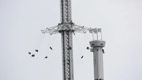 Carousel going up in slowmotion 库存影片 70049676