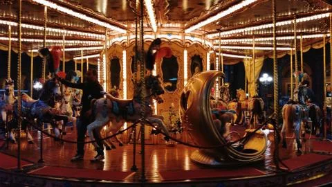 Carousel in the night time Stockfoto's