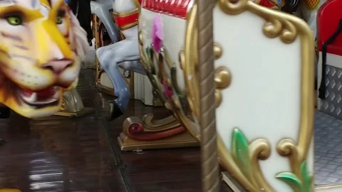 Carousel turning Stock Footage 136030629
