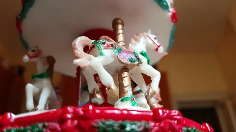 Carousel turning Stock Footage 137906992