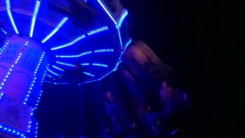 Carousel turnong night Vídeo Stock 71353129
