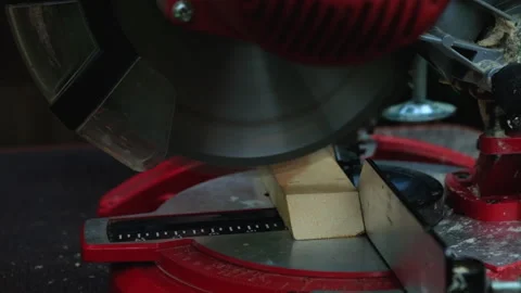 Carpenter using circular saw for cutting wooden 動画素材 201309526