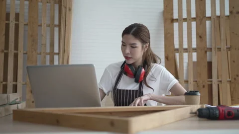 Carpenter work at workshop. 스톡 동영상 244147038