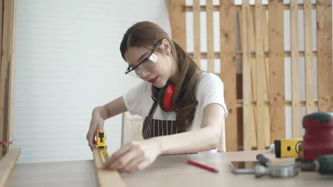 Carpenter work at workshop. 스톡 동영상 244148515