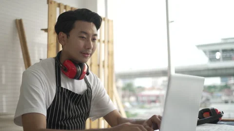 Carpenter work at workshop. 스톡 동영상 244148863