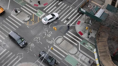 Cars driving down road intersection hudson street king manhattan new york city Video stock 303593050