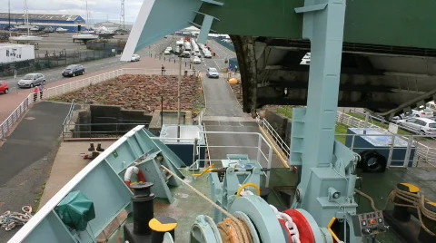 Cars enter ferry Video stock 857072