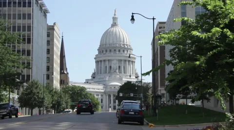 Cars heading toward Wisconsin State Capitol Stock Footage