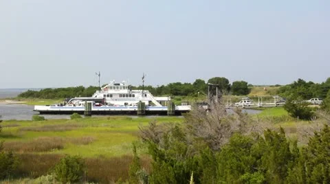 Cars Loading onto Ferry 스톡 동영상 11377185