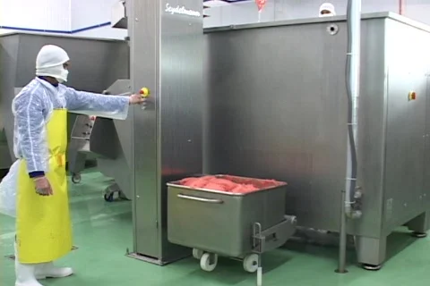 Cart loading for meat 스톡 동영상 128543