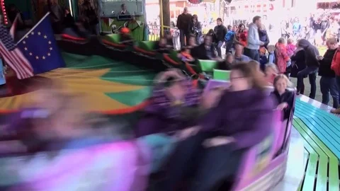 Carterpillar (open and closed) on fair. Stock Footage 82337147