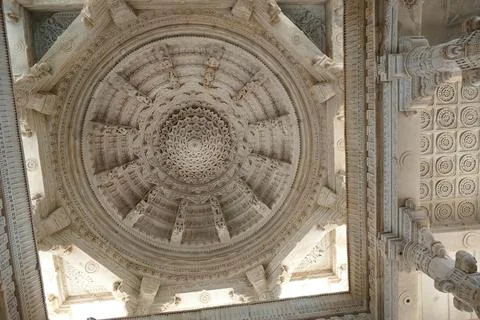 Carved marble dome of Jain temple at Ranakpur Stock Photos