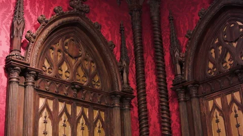 Carving decorated doors Stock-Footage 51982609