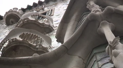Casa Batlló in Barcelona (facade, low angle) Stock Footage 57237575