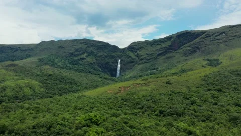 Casca d'Anta - Serra da Canastra National Park	 Video stock 162772903