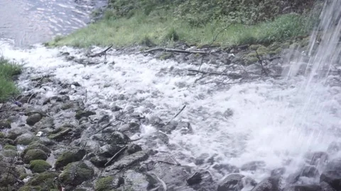 Cascade 03 Slow Motion 库存影片 88036922