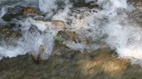 Cascade 動画素材 8680595