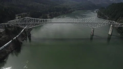 Cascade Lock Oregon Bridge of the Gods Approach Stock-Footage 206510455