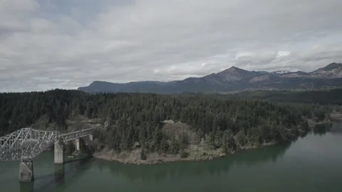 Cascade Lock Oregon Drone Stock Footage 206789094