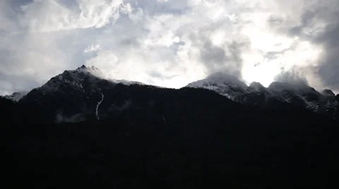 Cascade mountain range time lapse Stock Footage 37623193