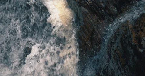 Cascade river in rock / Slow motion 스톡 동영상 130915174