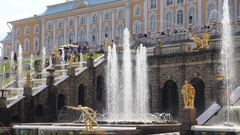 Cascade Samson in Peterhof. The most important fountain in Peterhof. Stock Footage 109656111