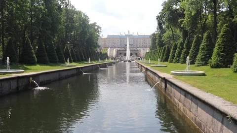 Cascade Samson in Peterhof. The most important fountain in Peterhof. Stock Footage 109657234