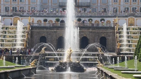 Cascade Samson in Peterhof. The most important fountain in Peterhof. Stock Footage 109657667